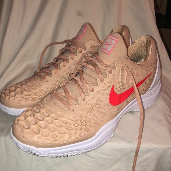 Nike Air Zoom Cage 3 HC  Beige Crimson Hard Court - Picture 1 of 8
